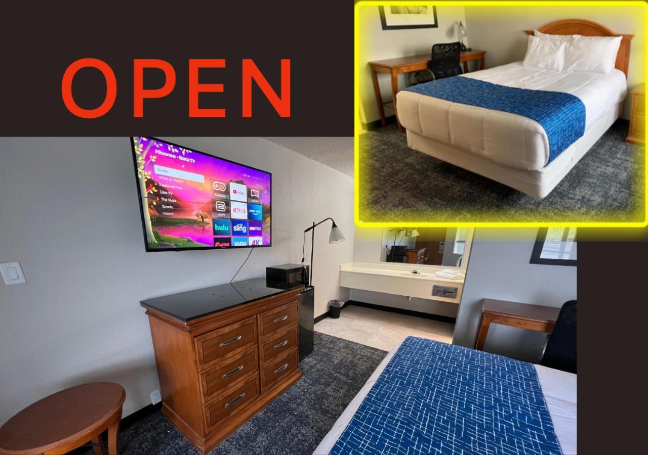 Travelodge By Wyndham Lincoln Northeast Esterno foto